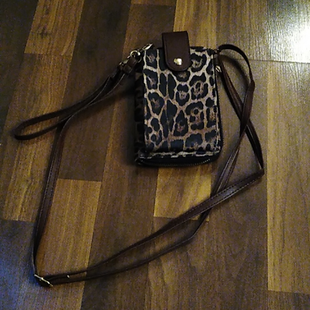 Small Leopard Cross body purse